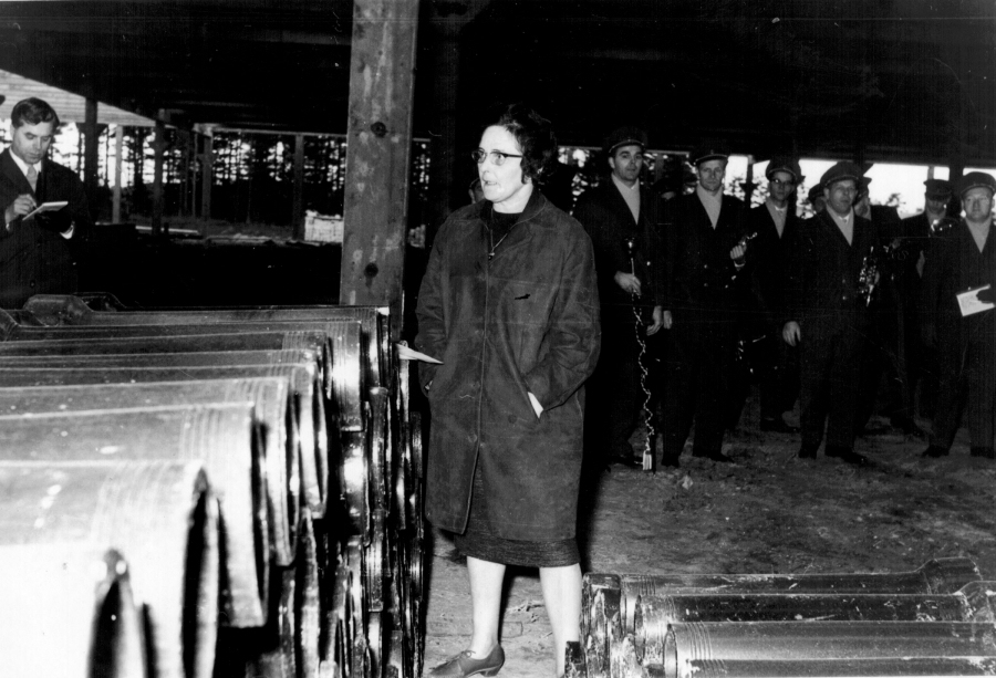 Indvielse af ny hal i 1961 - Direktør Maren Nybroe